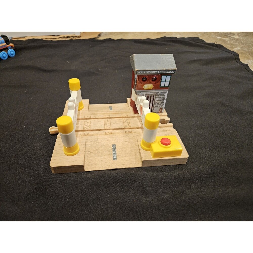 Thomas & Friends Wooden Railway 2013 Deluxe Railroad